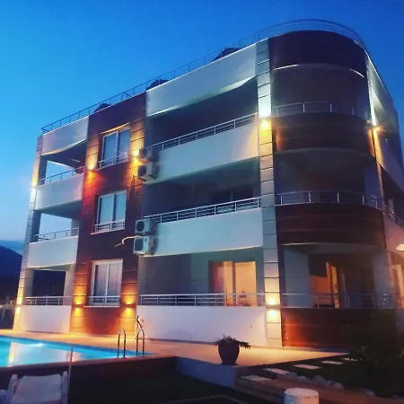 Nice With Fascinating View In Διαμέρισμα *