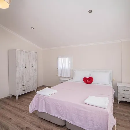 Nice With Fascinating View In Apartament Fethiye